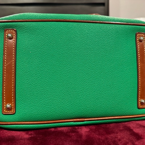 Dooney&Bourke green bag - Picture 2 of 7